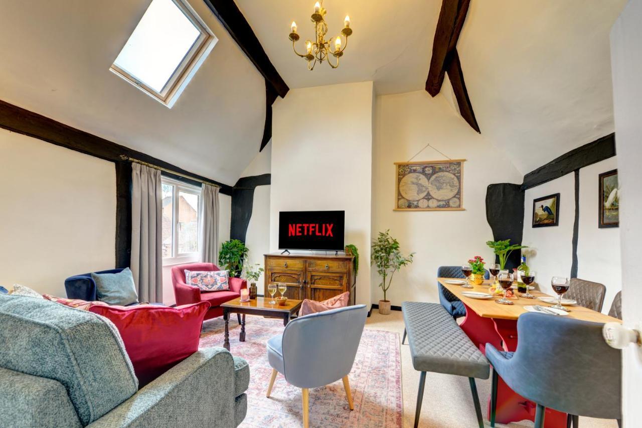 Loft Cottage: Tudor Retreat Near Stratford-Upon-Avon Exterior photo